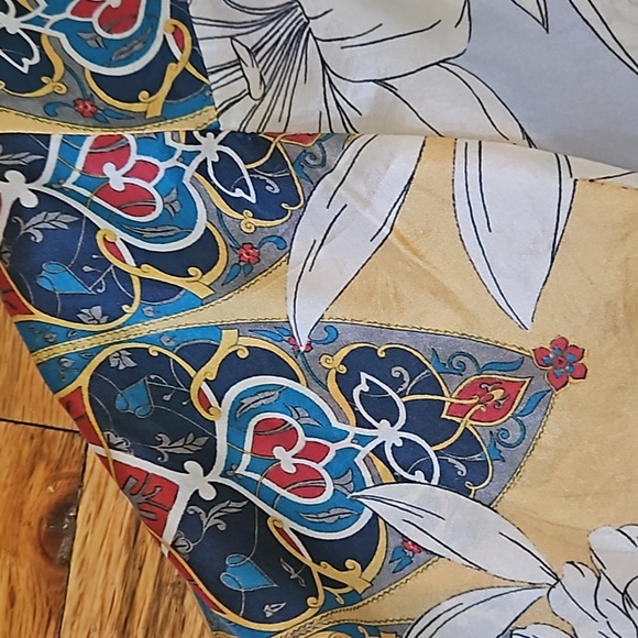 Johnny Was silk blouse large - Picture 11 of 12